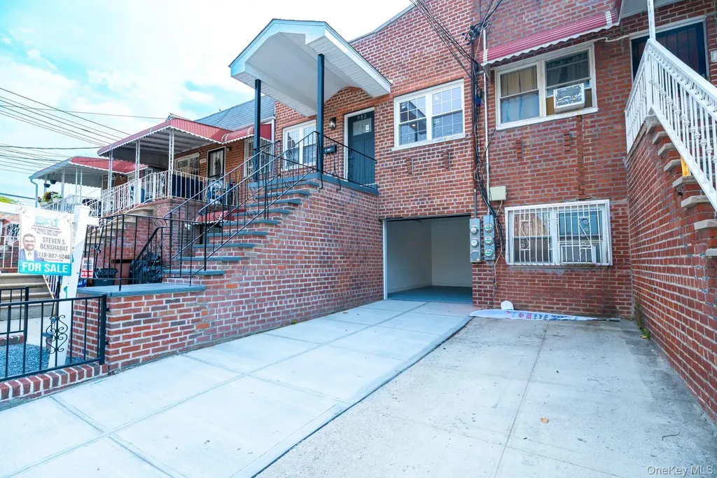 982 E 106th Street Brooklyn NY 11236