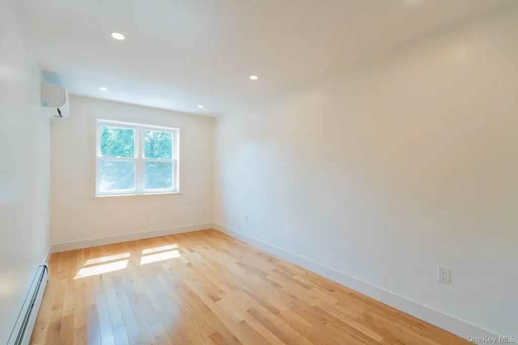 982 E 106th Street Brooklyn NY 11236