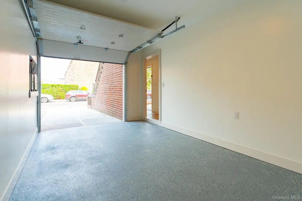 982 E 106th Street Brooklyn NY 11236