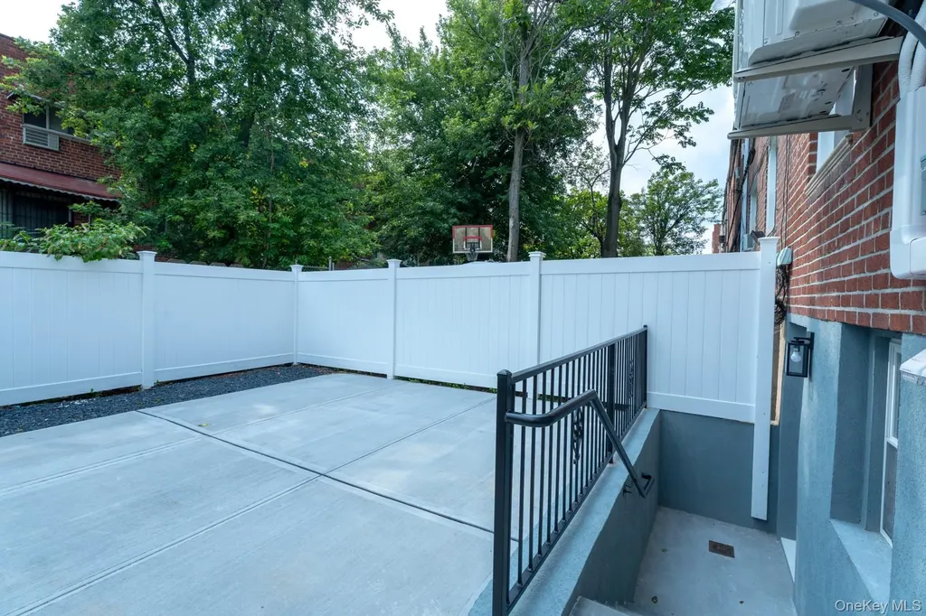 982 E 106th Street Brooklyn NY 11236
