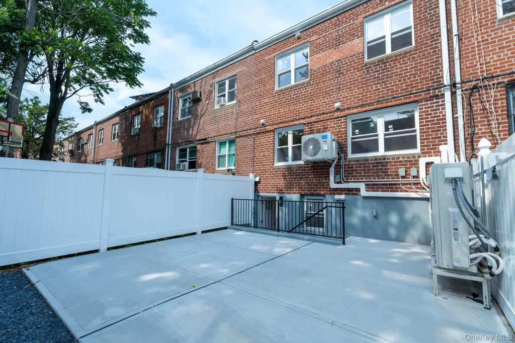 982 E 106th Street Brooklyn NY 11236