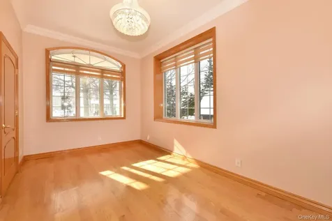 84-29 Kendrick Place Jamaica Estates NY 11432