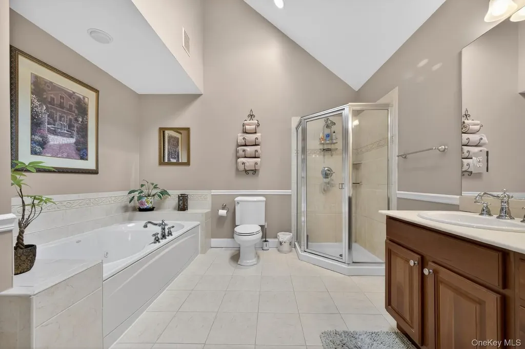 10 Manor Place Smithtown NY 11787
