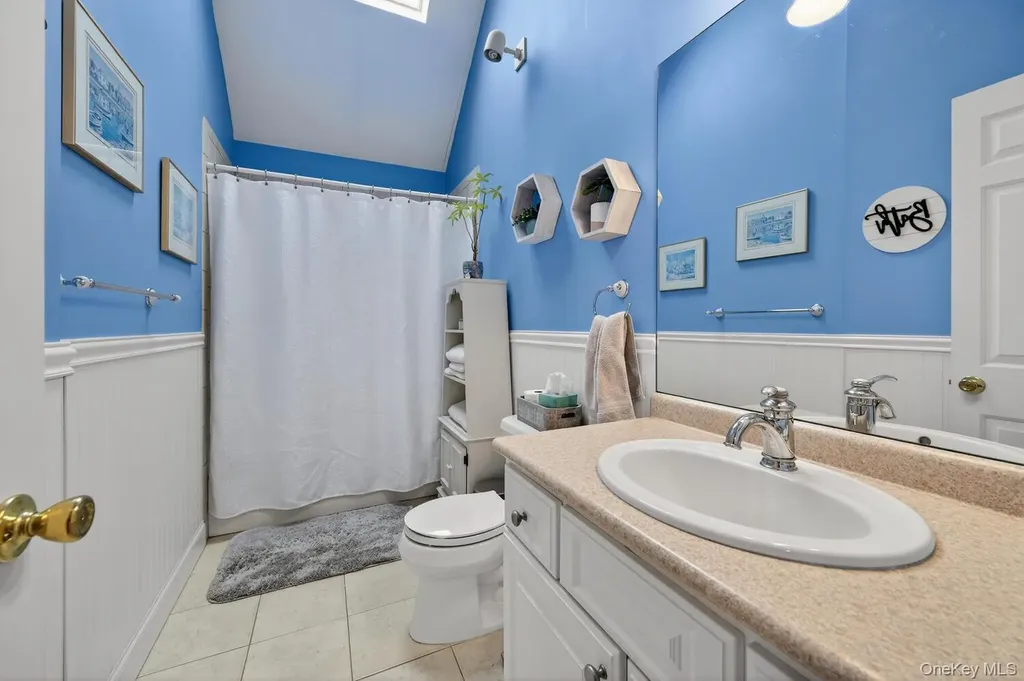 10 Manor Place Smithtown NY 11787