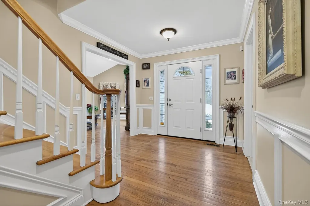 10 Manor Place Smithtown NY 11787