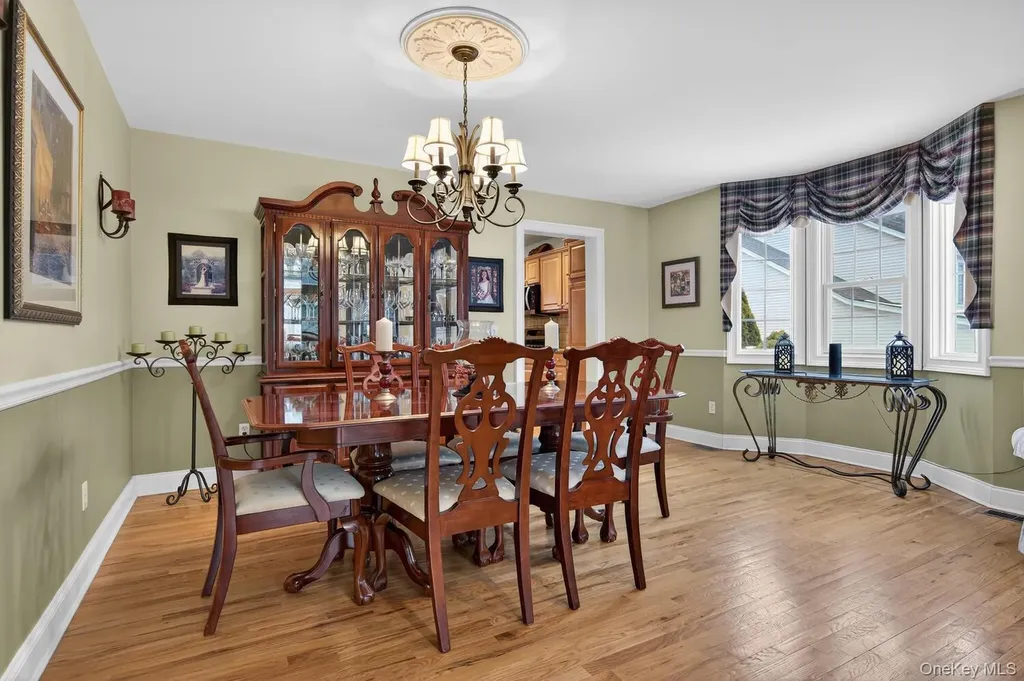 10 Manor Place Smithtown NY 11787