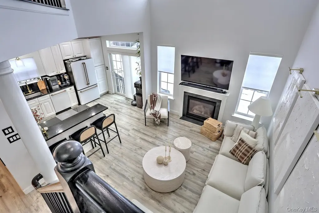 17 Gillian Court Monroe NY 10950