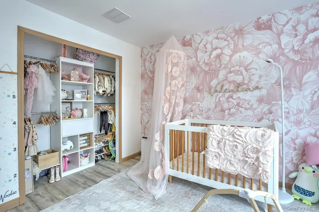 17 Gillian Court Monroe NY 10950