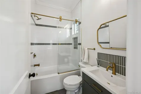 227 Prospect Avenue Sea Cliff NY 11579