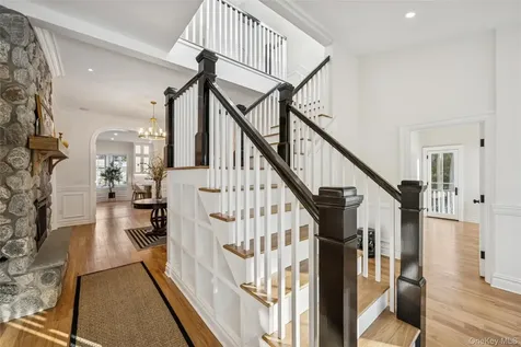227 Prospect Avenue Sea Cliff NY 11579