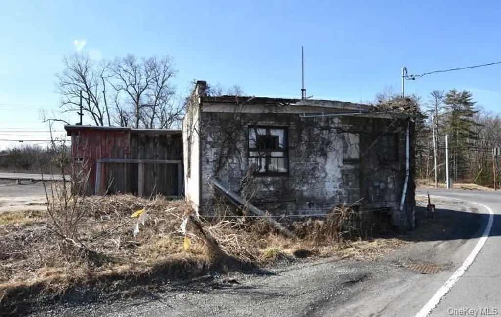 1104 State Route 28 Kingston NY 12401