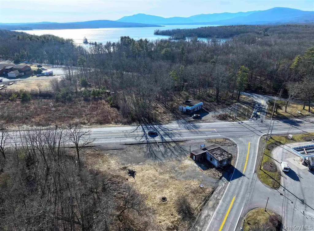 1104 State Route 28 Kingston NY 12401