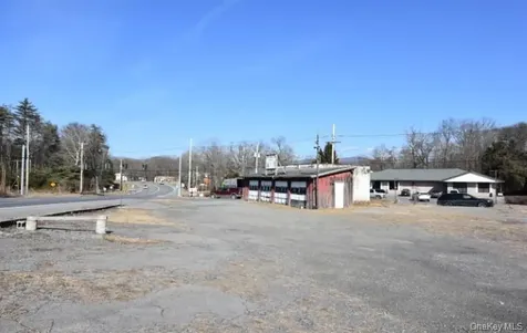 1104 State Route 28 Kingston NY 12401