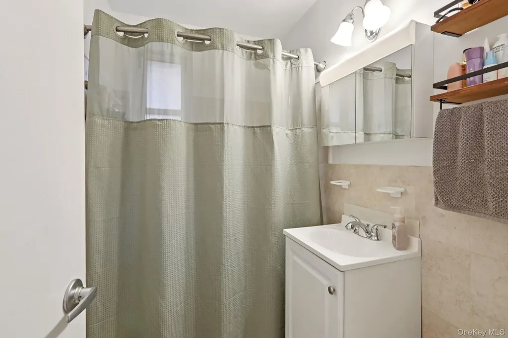 30 N Broadway White Plains NY 10601