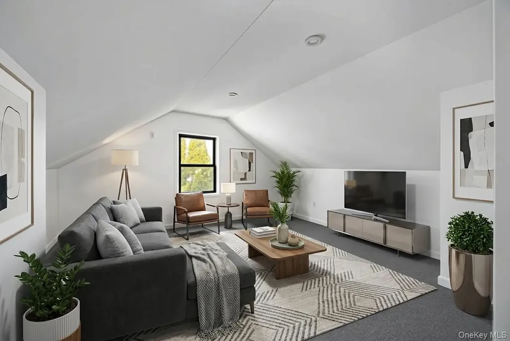 46 Fountain Place Poughkeepsie NY 12603