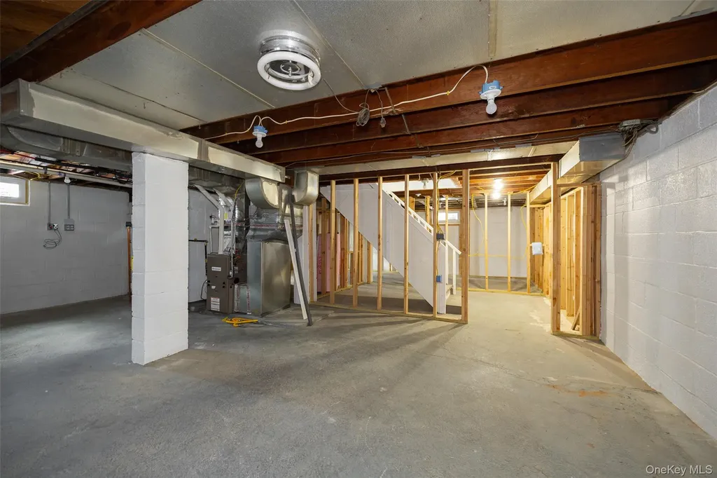 46 Fountain Place Poughkeepsie NY 12603