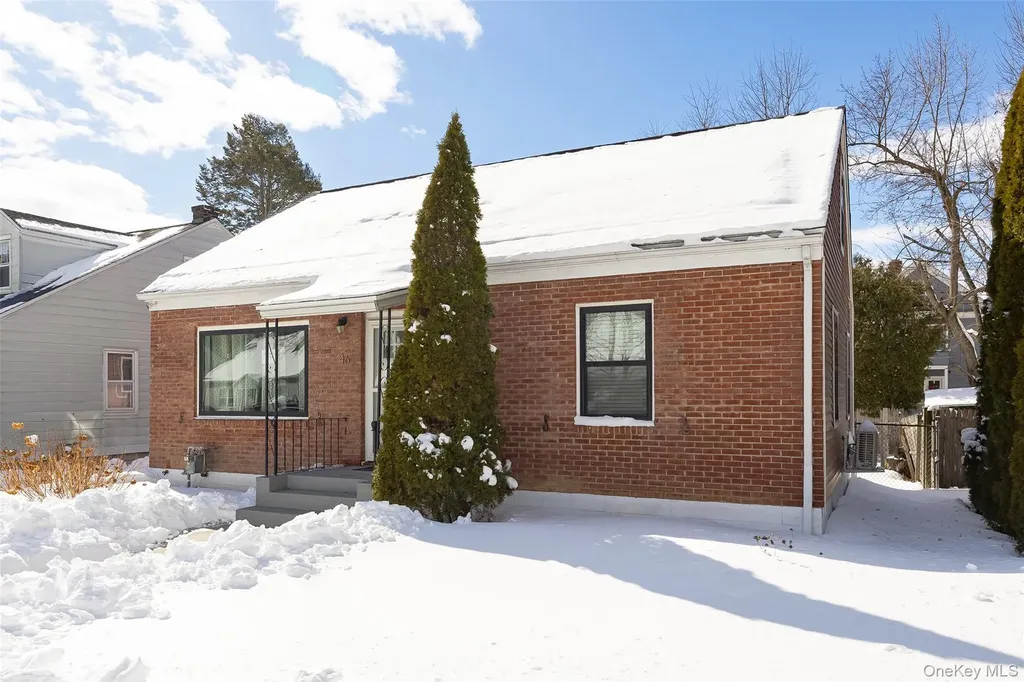 46 Fountain Place Poughkeepsie NY 12603