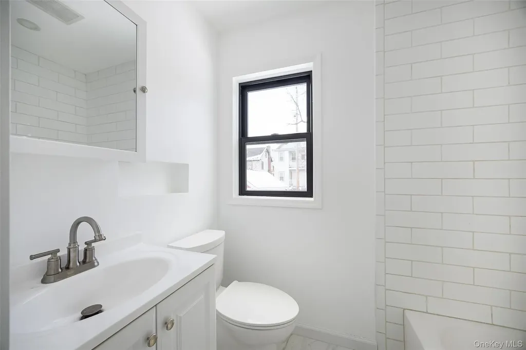 46 Fountain Place Poughkeepsie NY 12603