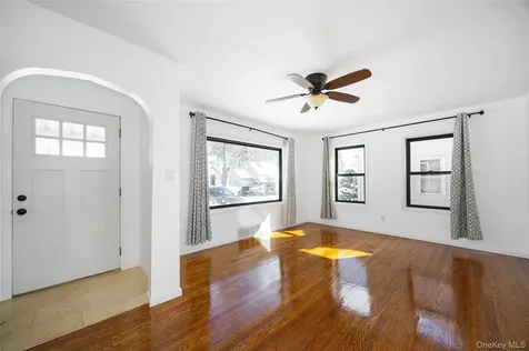 46 Fountain Place Poughkeepsie NY 12603