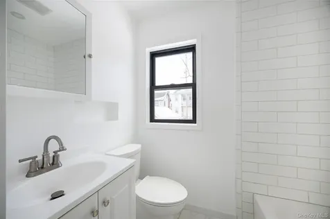 46 Fountain Place Poughkeepsie NY 12603