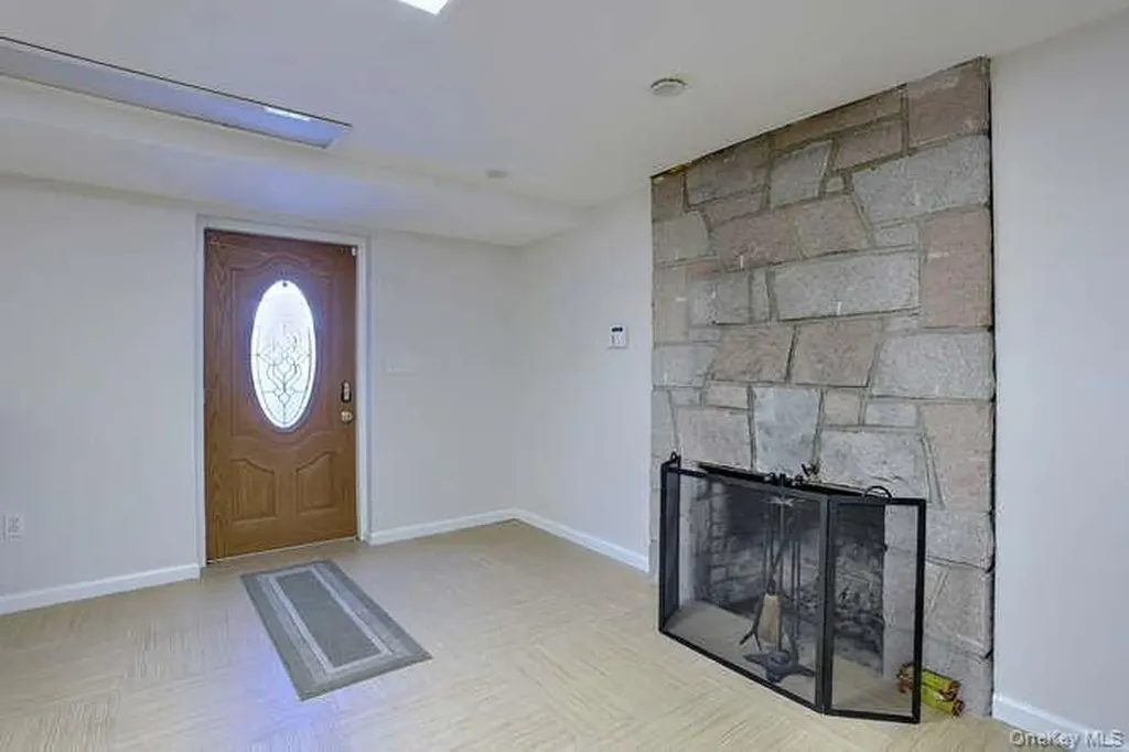 89 Spook Rock Road Suffern NY 10901