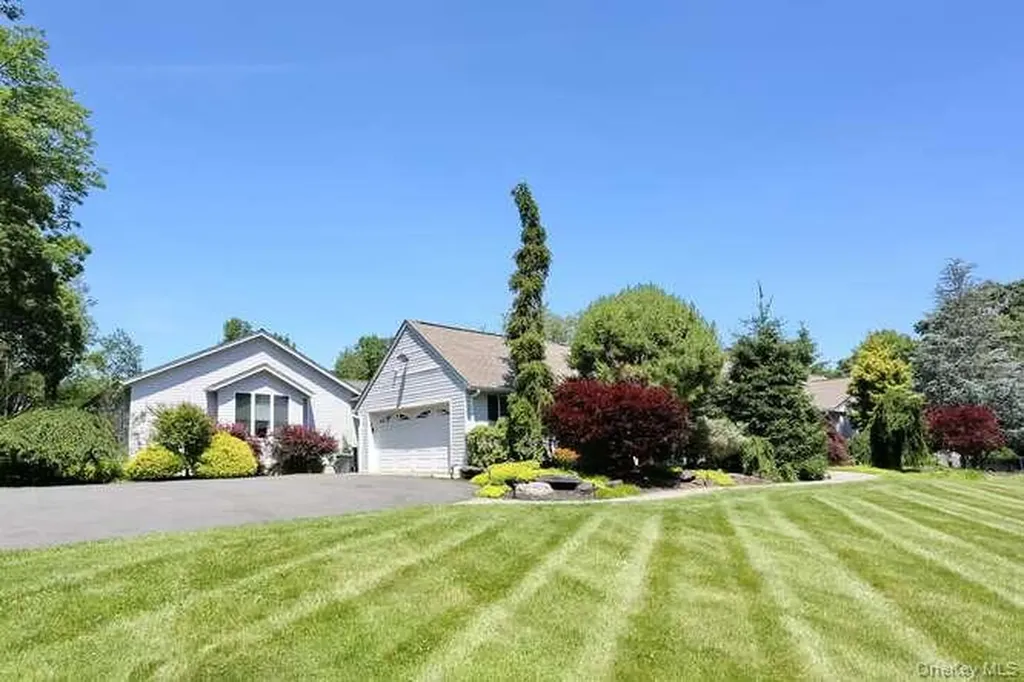 89 Spook Rock Road Suffern NY 10901