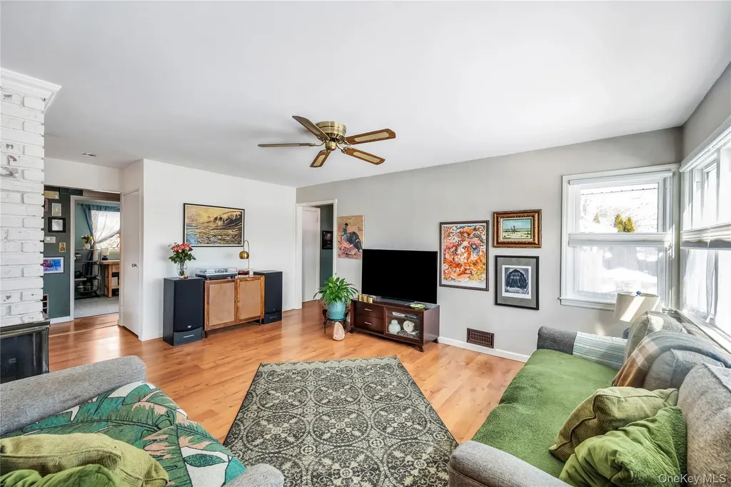 93 Eastwood Boulevard Centereach NY 11720