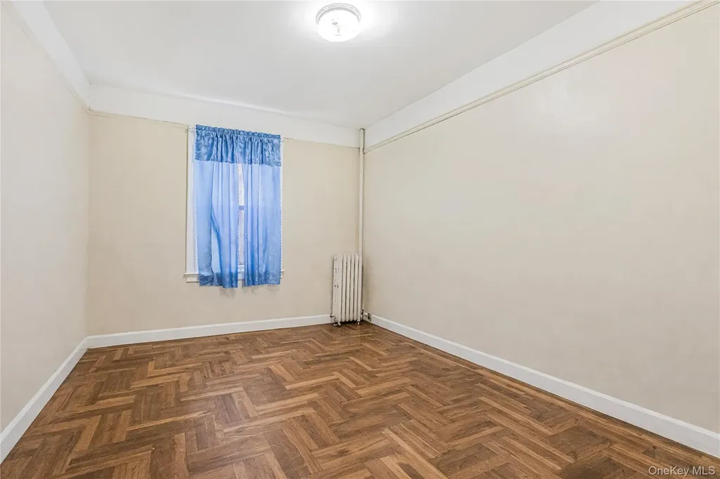 3425 Dekalb Avenue Bronx NY 10467