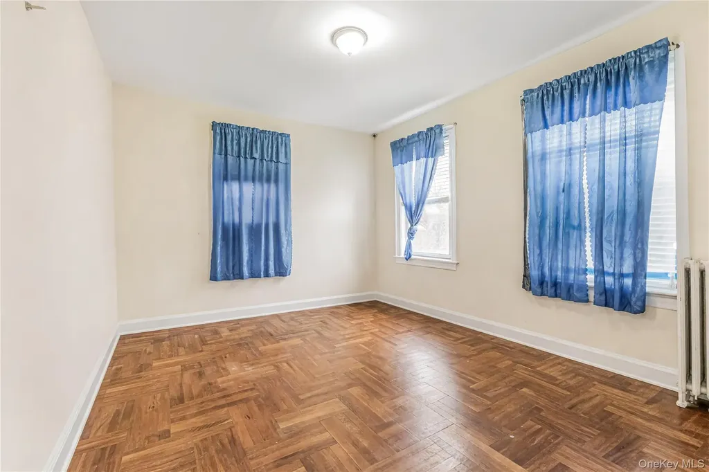 3425 Dekalb Avenue Bronx NY 10467