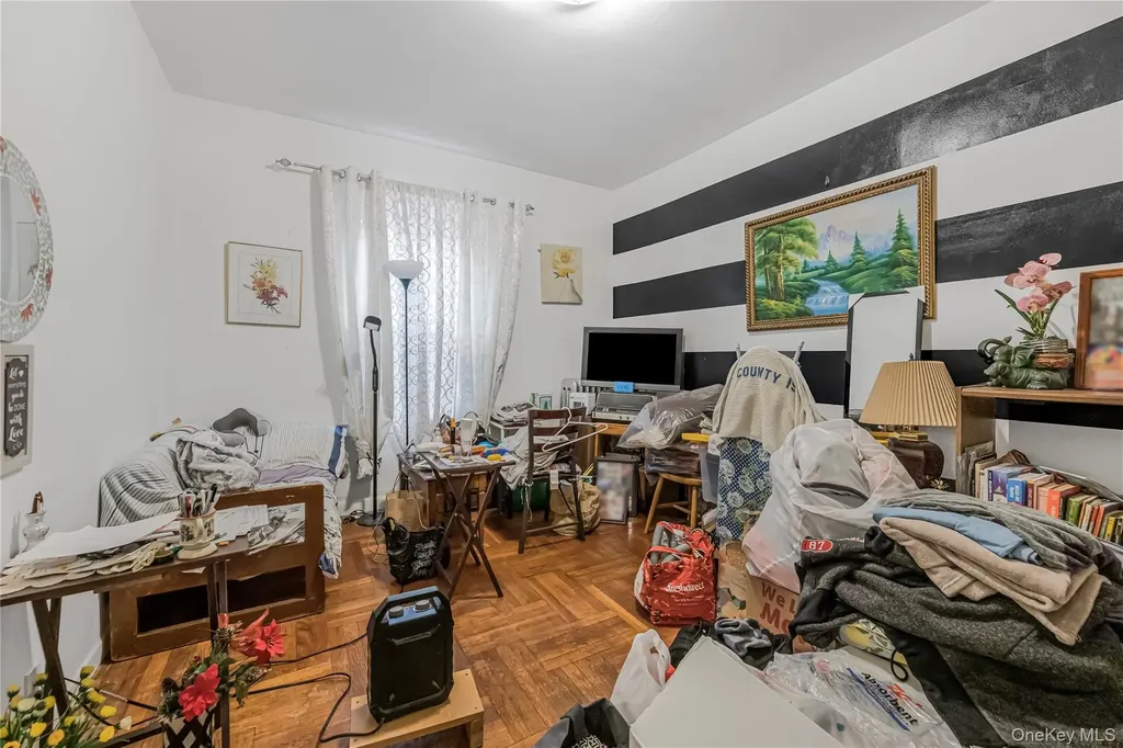 3425 Dekalb Avenue Bronx NY 10467