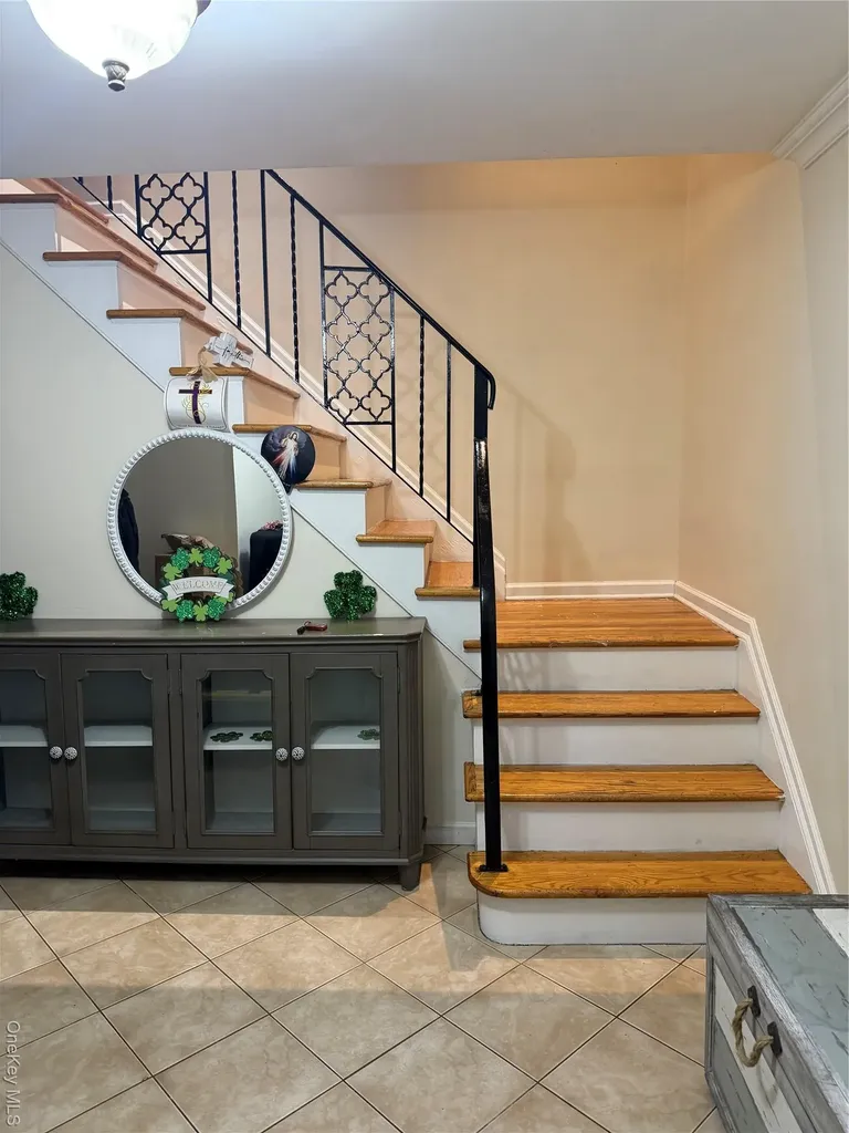 15936 88th Street Howard Beach NY 11414