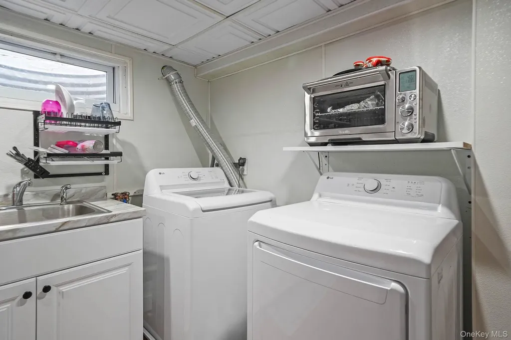 78 Adirondack Drive Selden NY 11784