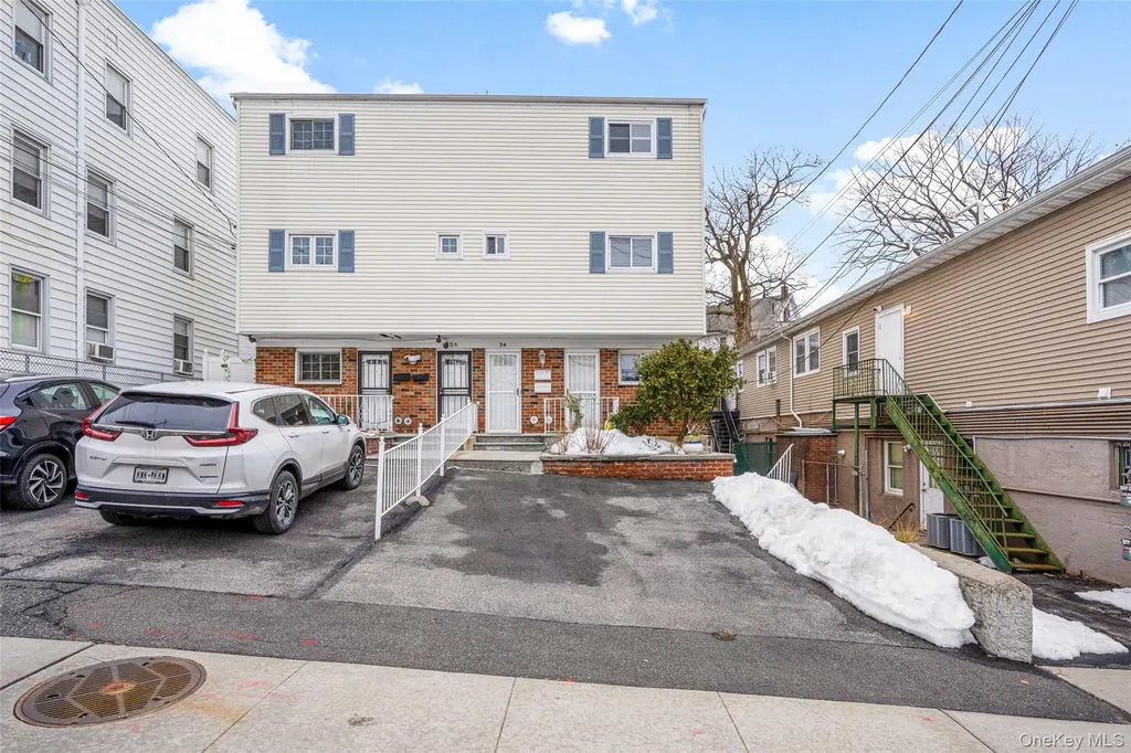34 Lockwood Avenue Yonkers NY 10701