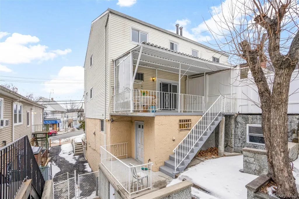 34 Lockwood Avenue Yonkers NY 10701