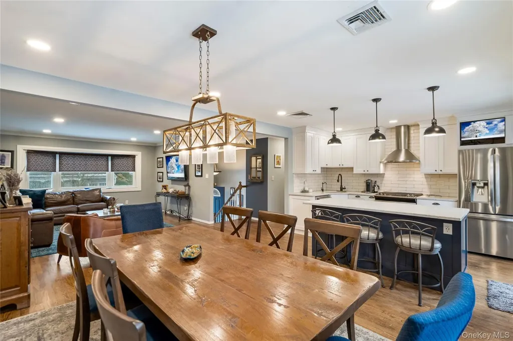 6 Stimson Place Huntington NY 11743