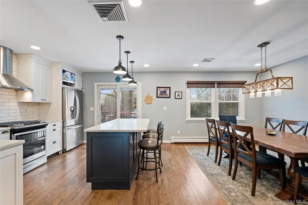 6 Stimson Place Huntington NY 11743