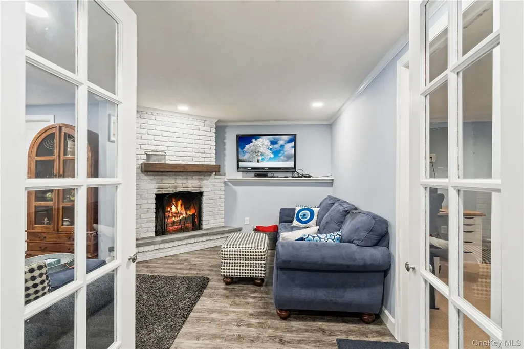 6 Stimson Place Huntington NY 11743