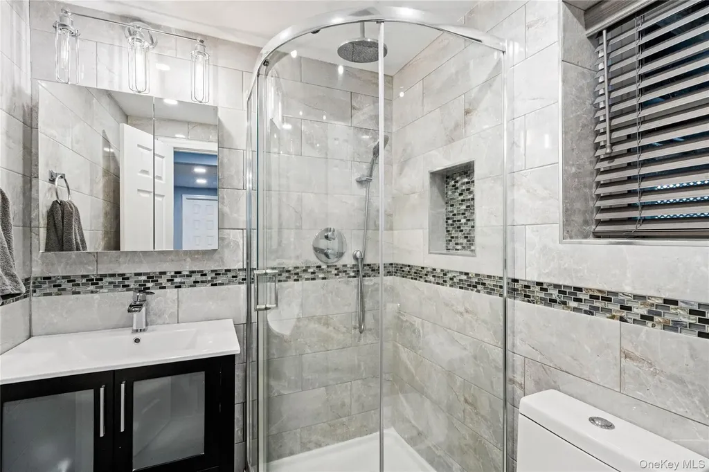 6 Stimson Place Huntington NY 11743