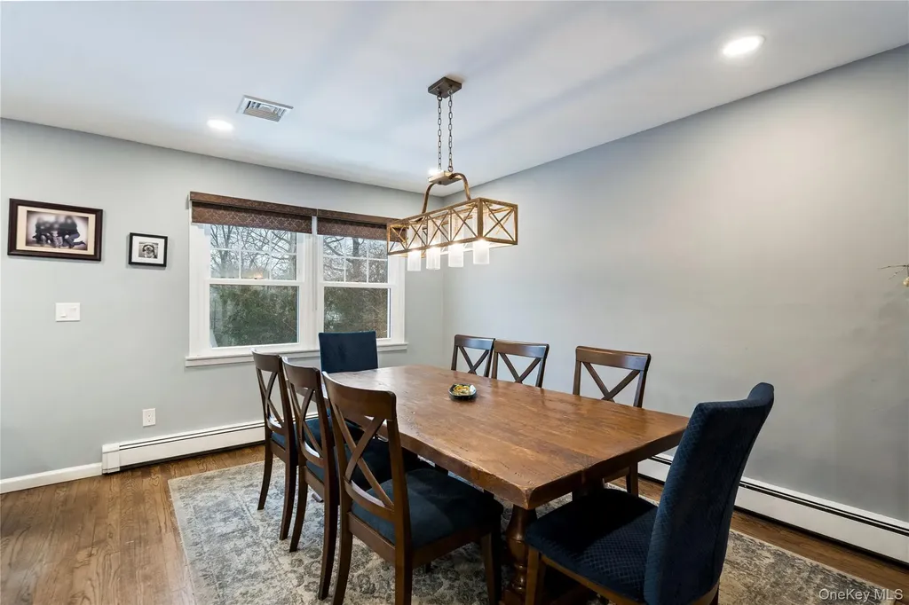6 Stimson Place Huntington NY 11743