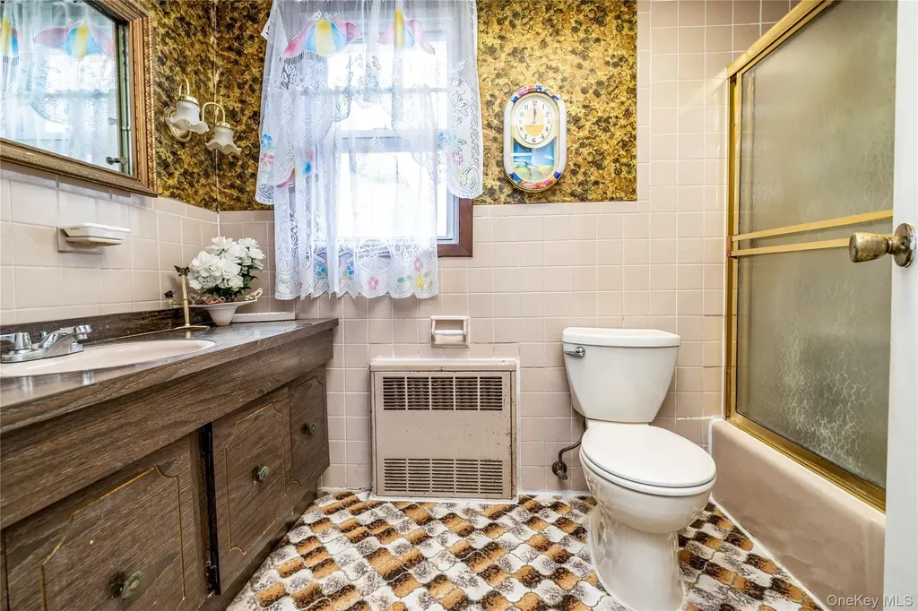 21 Washington Avenue Lynbrook NY 11563