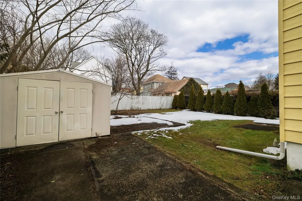 21 Washington Avenue Lynbrook NY 11563