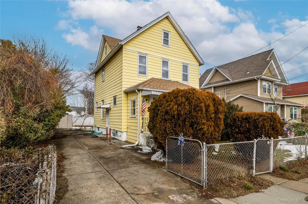 21 Washington Avenue Lynbrook NY 11563