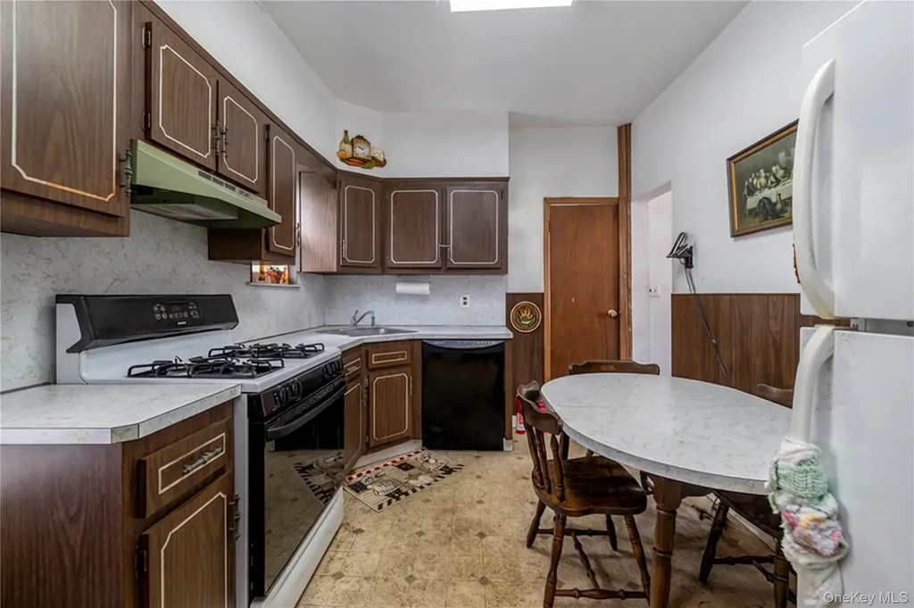 21 Washington Avenue Lynbrook NY 11563