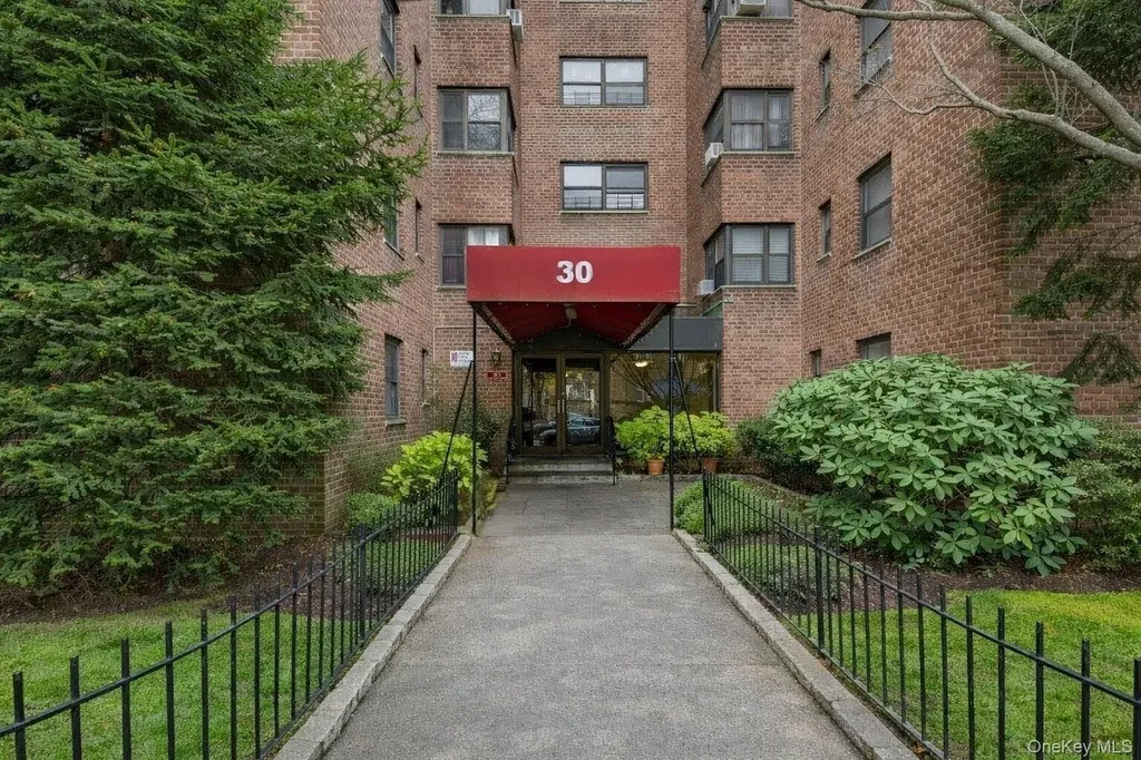 30 Fleetwood Avenue Mount Vernon NY 10552