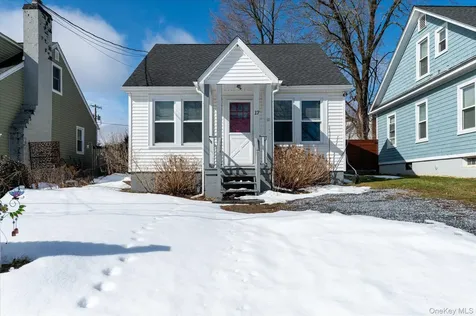 17 Argyle Street Lake Peekskill NY 10537