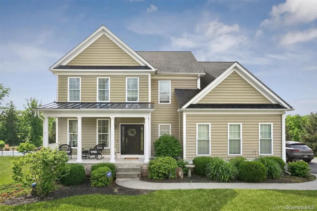 25 Roundhill Road Hopewell Junction NY 12533