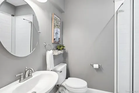 25 Roundhill Road Hopewell Junction NY 12533