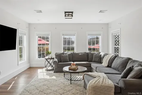 25 Roundhill Road Hopewell Junction NY 12533