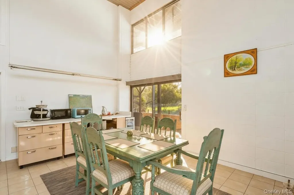29 Huntting Road East Hampton NY 11937