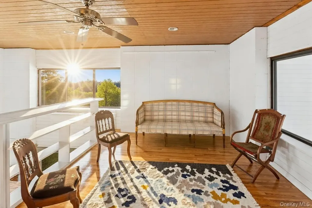 29 Huntting Road East Hampton NY 11937